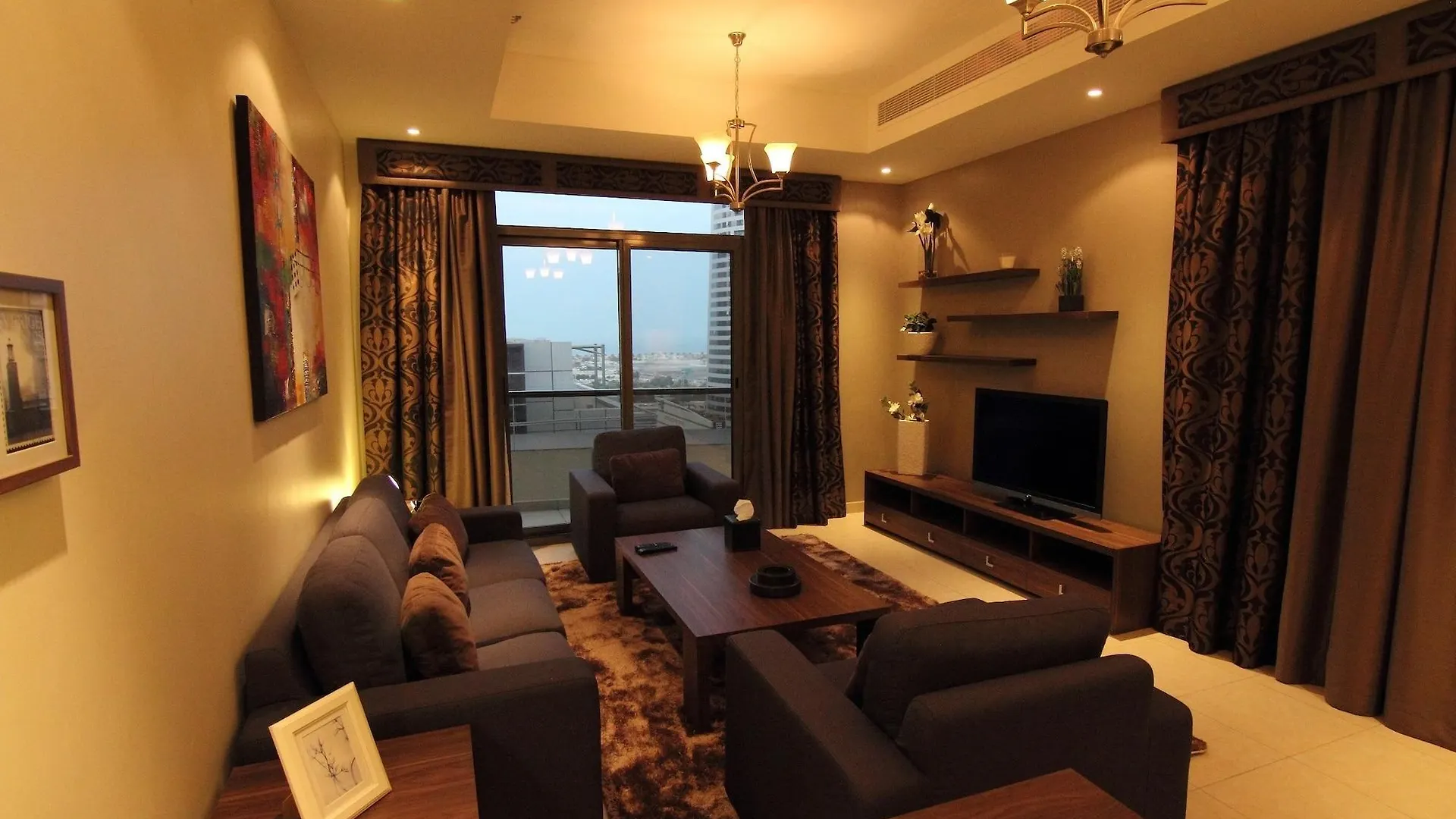 *** מלון דירות דובאי Home To Home Apartments איחוד האמירויות הערביות