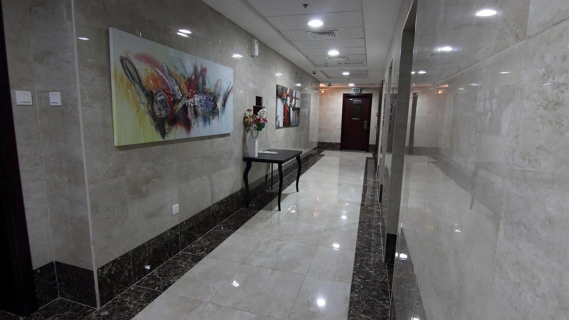 דובאי Home To Home Apartments 3*,  איחוד האמירויות הערביות